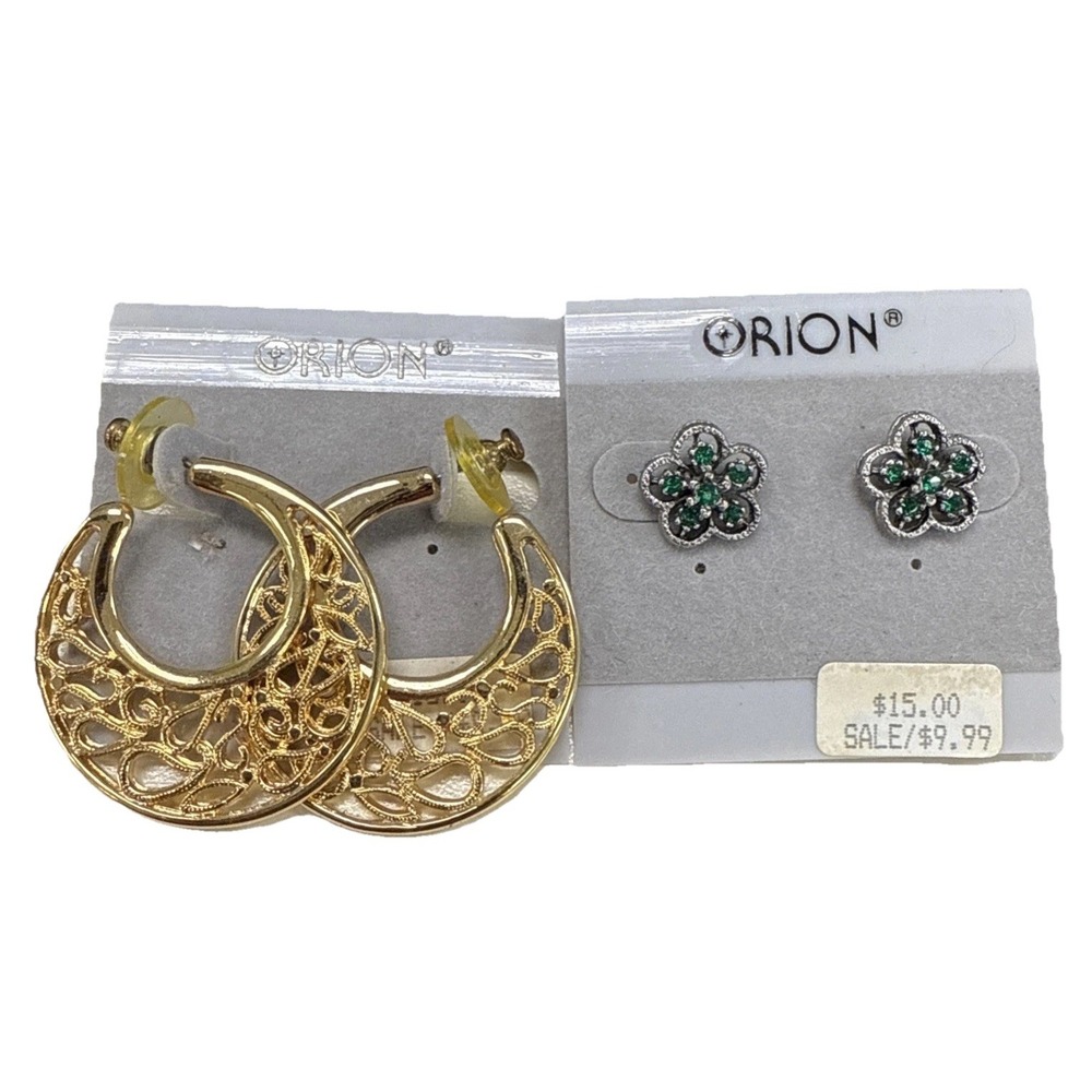 Orion Fashion Silver Tone Green Stone Earrings Vintage earrings Lot Of 2 E1-10‎